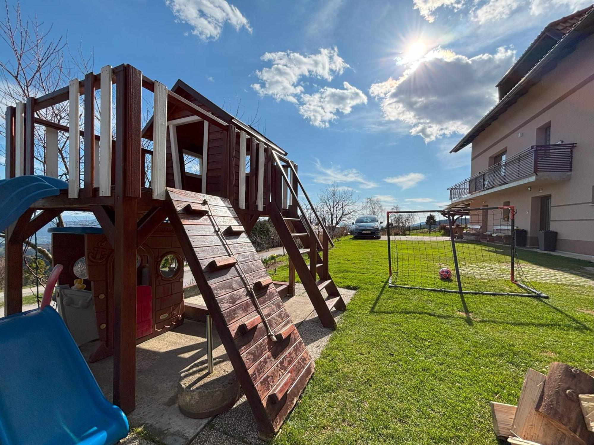 Apartment Panorama Zreče Exteriör bild